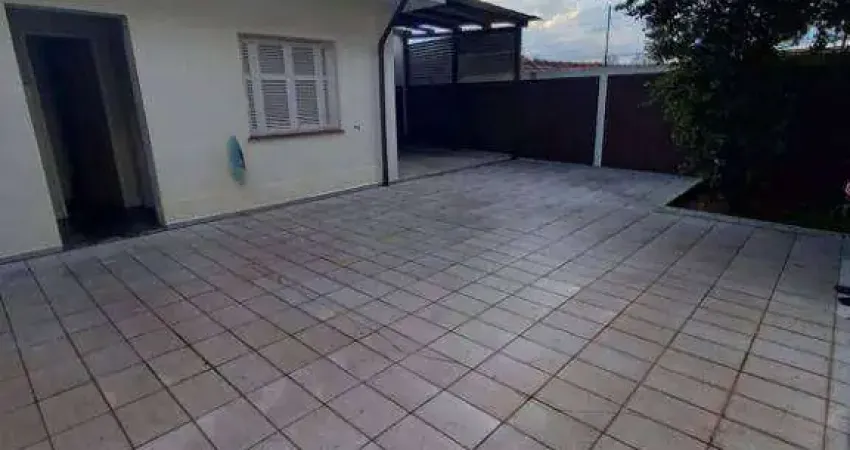 Sobrado 3 dorms/amplo quintal próximo metrô Alto do Ipiranga