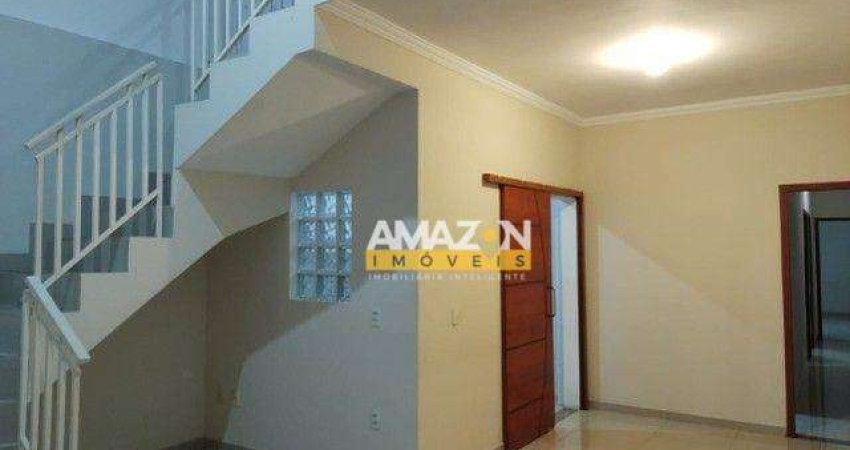 Sobrado com 3 dormitórios à venda, 168 m² por R$ 460.000,00 - Granja Daniel - Taubaté/SP