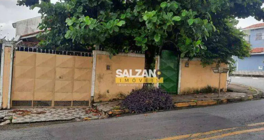 Casa com 3 dormitórios à venda, 140 m² por R$ 530.000,00 - Chácara do Visconde - Taubaté/SP