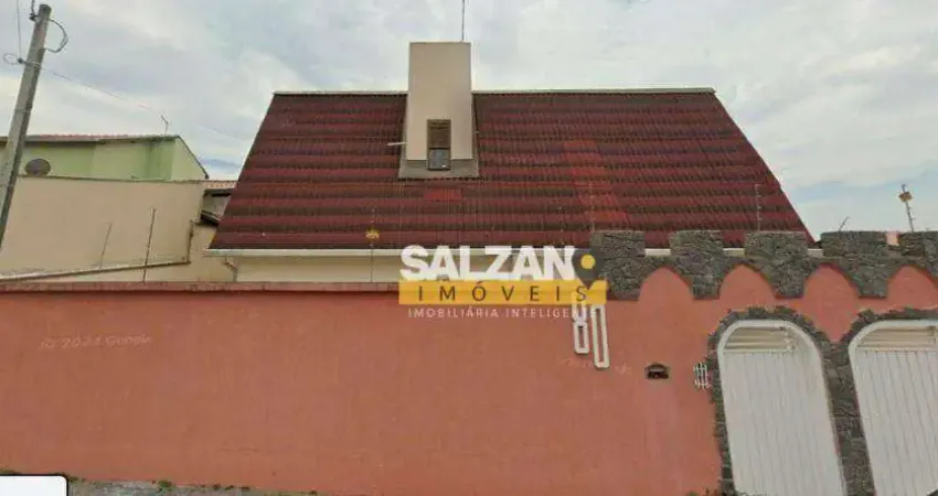 Sobrado com 4 dormitórios à venda, 210 m² por R$ 735.000,00 - Vila São Geraldo - Taubaté/SP