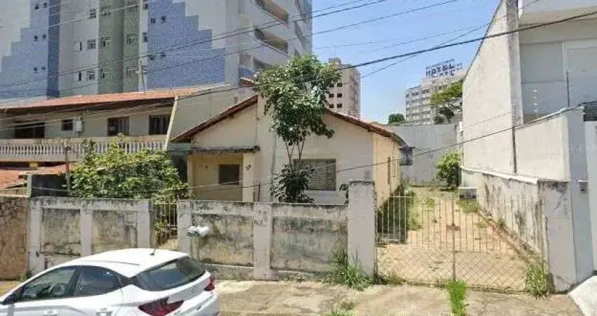 Casa com 3 dormitórios à venda, 200 m² por R$ 530.000,00 - Jardim Eulália - Taubaté/SP