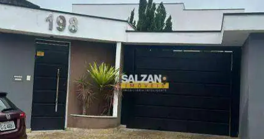 Sobrado com 3 dormitórios à venda, 300 m² por R$ 1.100.000,00 - Vila Aparecida - Taubaté/SP