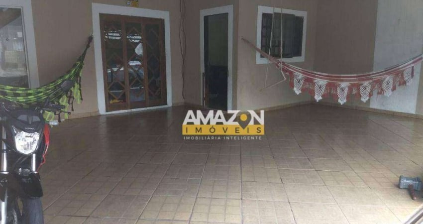 Sobrado com 4 dormitórios à venda, 176 m² por R$ 425.000,00 - Residencial Sítio Santo Antônio - Taubaté/SP
