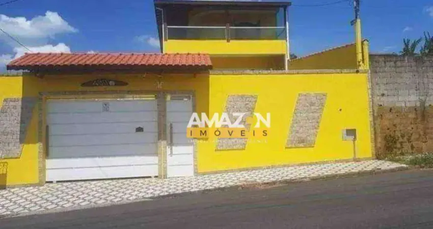 Sobrado com 5 dormitórios à venda, 480 m² por R$ 700.000 - Chácaras Silvestre - Taubaté/SP