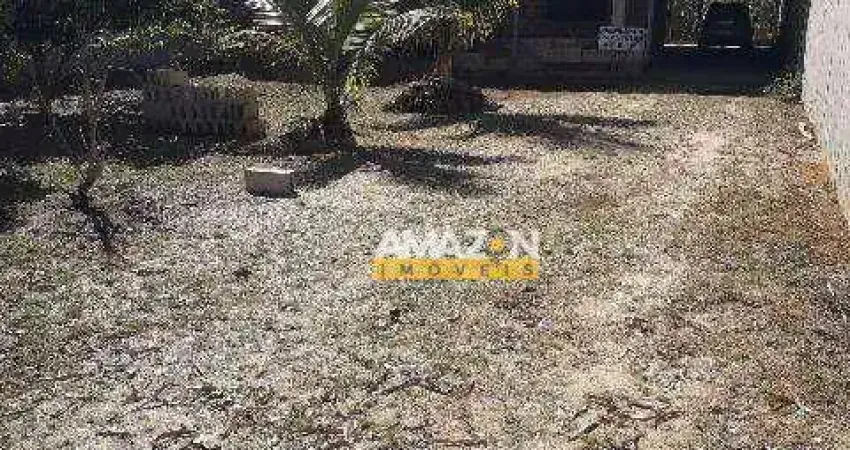 Chácara com 3 dormitórios à venda, 810 m² por R$ 370.000,00 - Pinheirinho - Taubaté/SP