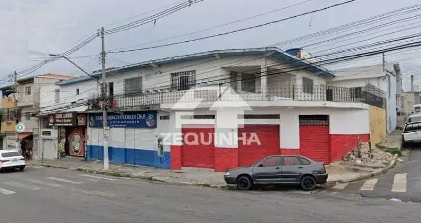Prédio à venda no Jardim Elvira, Osasco 