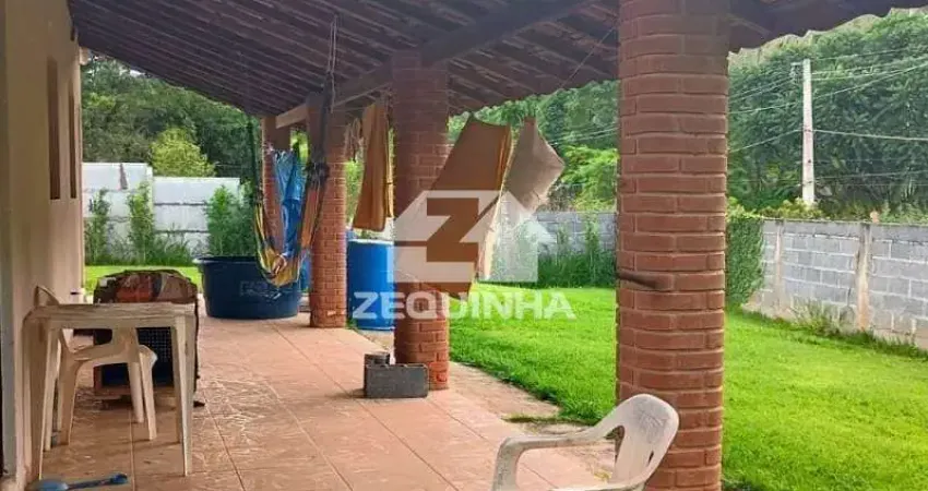 Chácara / sítio com 2 quartos à venda no Centro, Mairinque