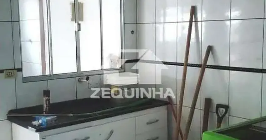 Casa com 2 quartos à venda na Vila Yolanda, Osasco