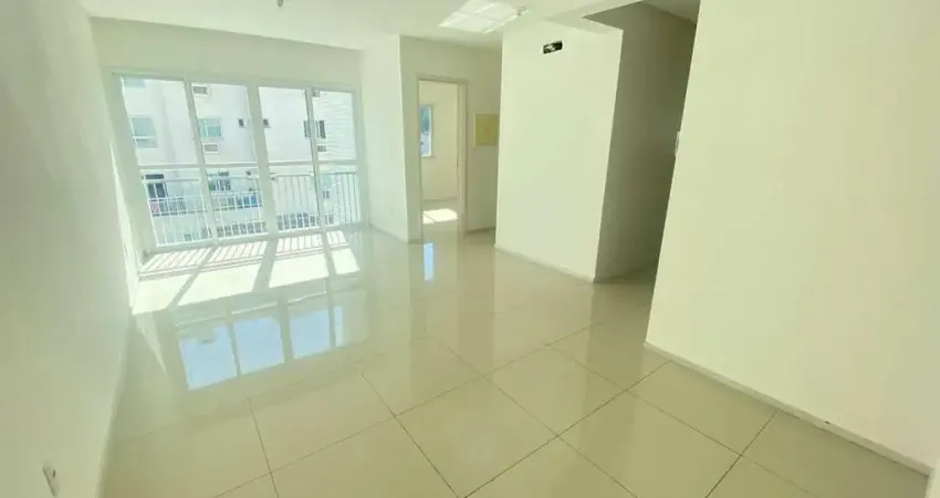 Apartamento à venda com 02 dormitórios no Vila Vicenza em Balneário Camboriú