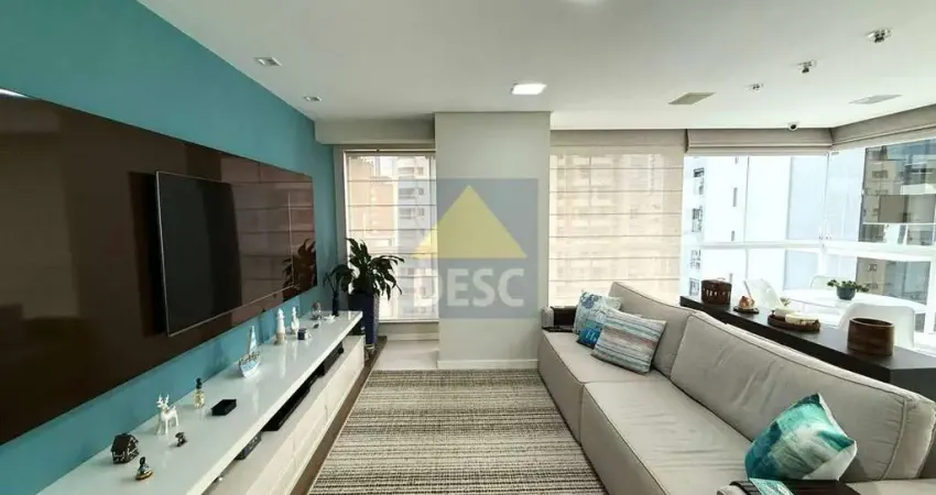Apartamento  quadra mar à venda no Ed. Palma de Mallorca em Balneário Camboriú