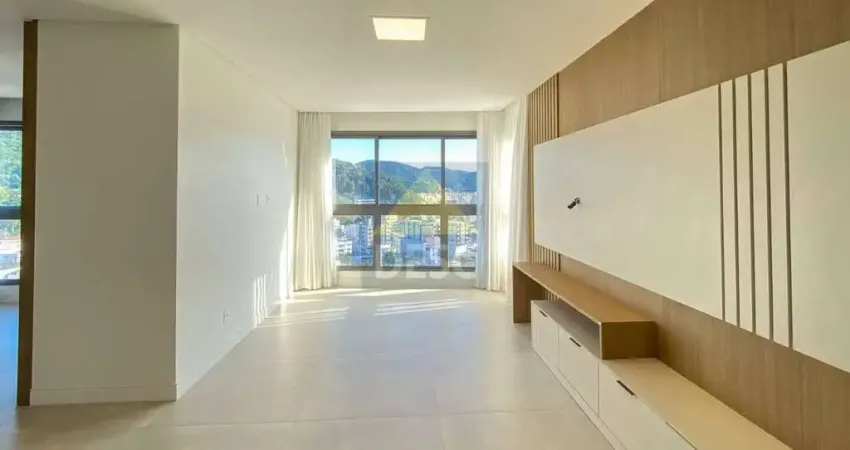 Apartamento semi mobiliado para locação anual no Ed. Home Square em Balneário Camboriú