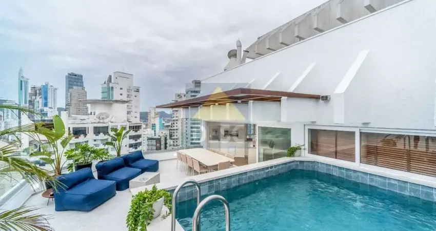 Cobertura duplex mobiliada frente mar com 5 suítes à venda no ed. theiss heim em balneário camboriú