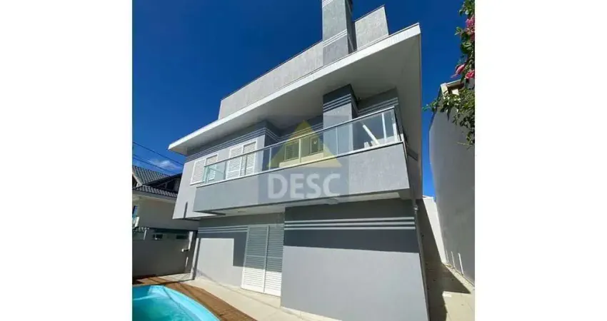 Casa com 7 quartos à venda na Avenida Prefeito Cirino Adolfo Cabral, 3509, Meia Praia, Navegantes
