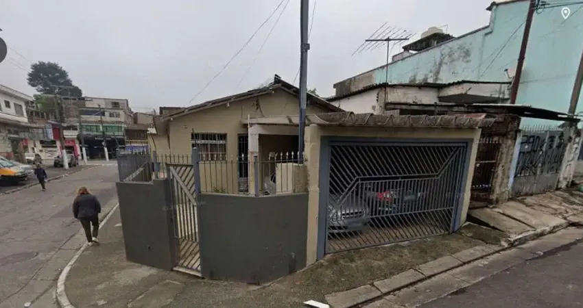 Casa com 3 quartos para alugar na Rua Lagoinha de Leste, 310, Jardim Cecy, São Paulo