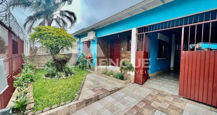 Casa com 5 quartos à venda na Alameda Três de Outubro, 432, Ecoville, Porto Alegre