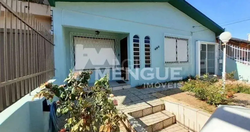Casa com 3 quartos à venda na Rua Platão, 494, Jardim Itu Sabará, Porto Alegre