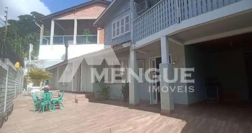 Casa com 3 quartos à venda na Rua Doutor Ernesto Miranda, 195, Jardim São Pedro, Porto Alegre