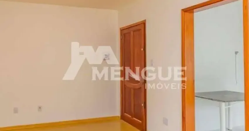 Apartamento com 2 quartos à venda na Rua Cipó, 871, Passo da Areia, Porto Alegre