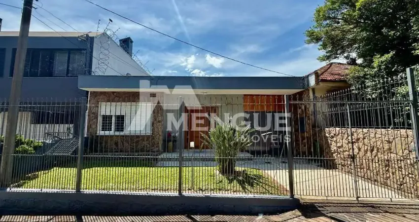 Casa com 5 quartos à venda na Avenida Pereira Pinto, 311, Jardim São Pedro, Porto Alegre