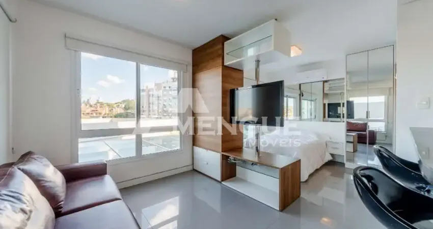 Loft com 1 quarto à venda na Rua Valdir Antônio Lopes, 199, Três Figueiras, Porto Alegre