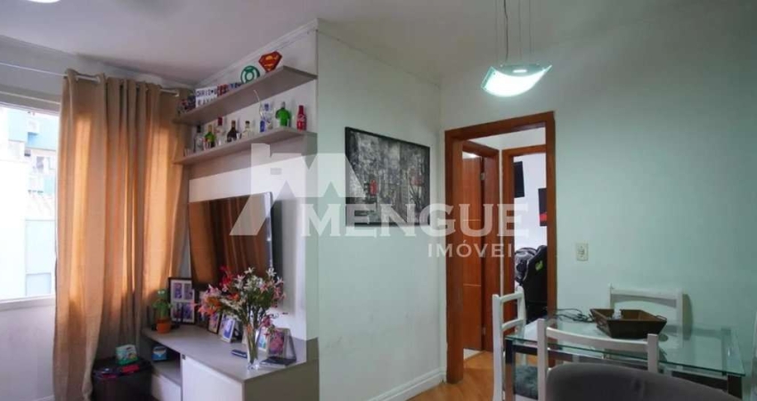 Apartamento com 3 quartos à venda na Rua Roque Calage, 590, Passo da Areia, Porto Alegre