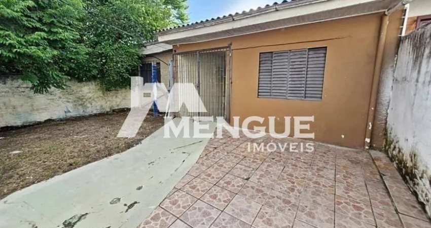 Casa com 3 quartos à venda na Rua Capão da Canoa, 234, Ipanema, Porto Alegre