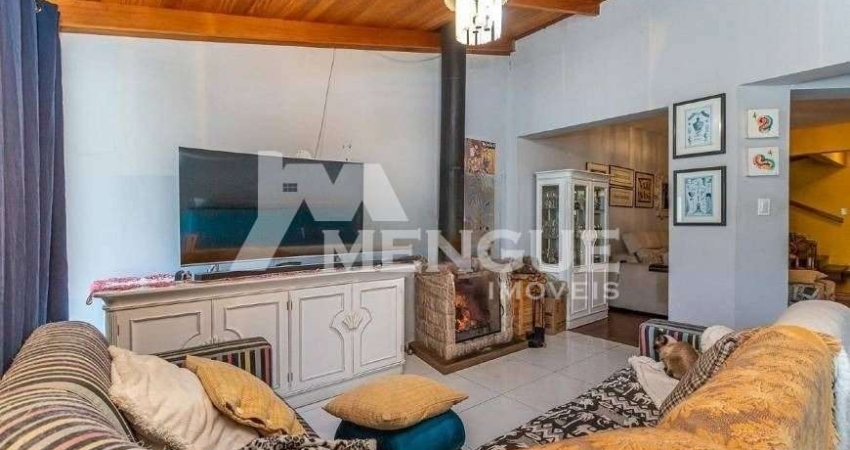 Casa em condomínio fechado com 4 quartos para alugar na Rua Manoel Lopes Meirelles, 120, Jardim Itu Sabará, Porto Alegre