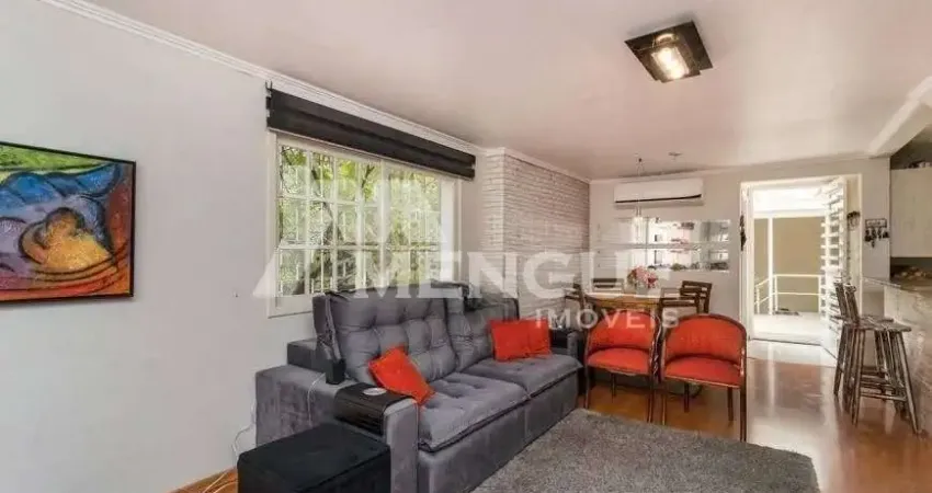 Casa com 3 quartos para alugar na Rua Carazinho, 451, Petrópolis, Porto Alegre