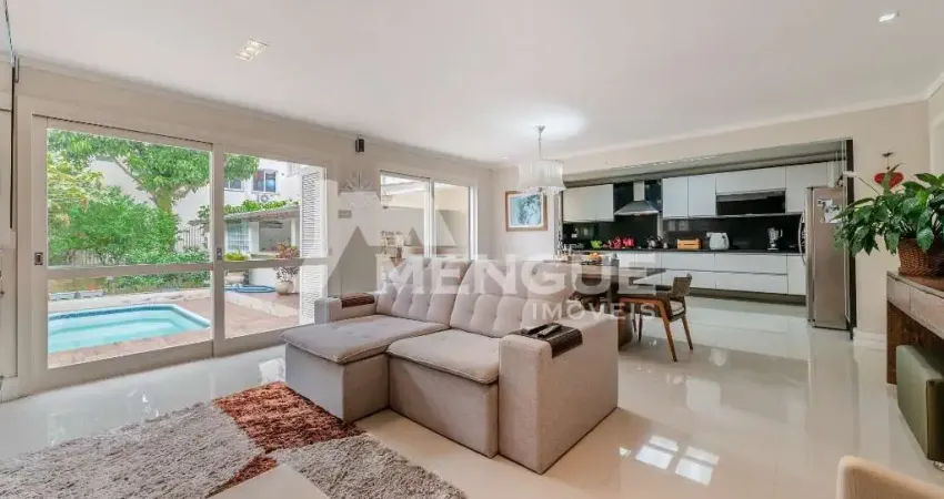 Casa com 3 quartos à venda na Rua Paulo Setúbal, 107, Passo da Areia, Porto Alegre