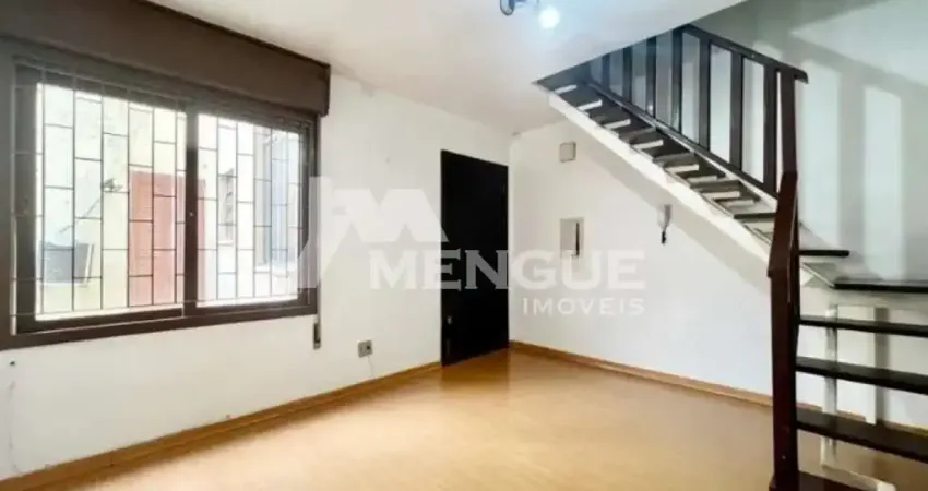 Cobertura com 4 quartos para alugar na Rua Portugal, 639, São João, Porto Alegre