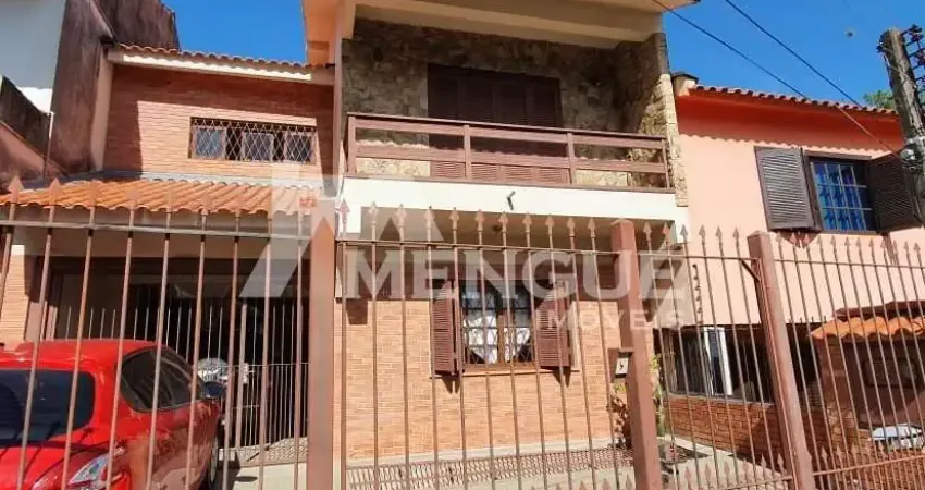 Casa com 4 quartos à venda na Rua Irene Capponi Santiago, 361, Cristo Redentor, Porto Alegre