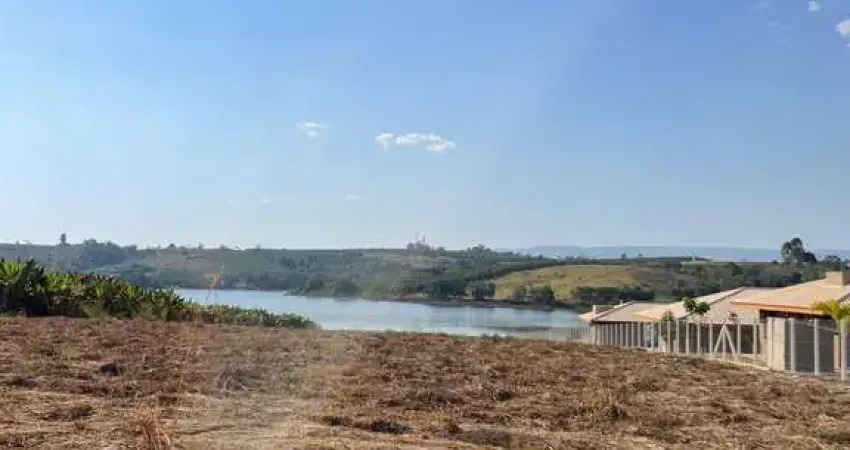 Terreno à venda no Centro, Delfinópolis 