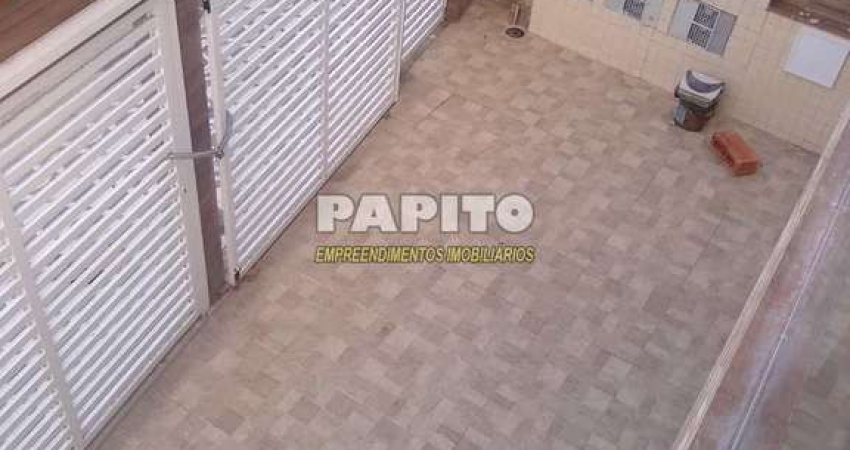 Casa de Condomínio com 2 dorms, Esmeralda, Praia Grande - R$ 210 mil, Cod: 60011658