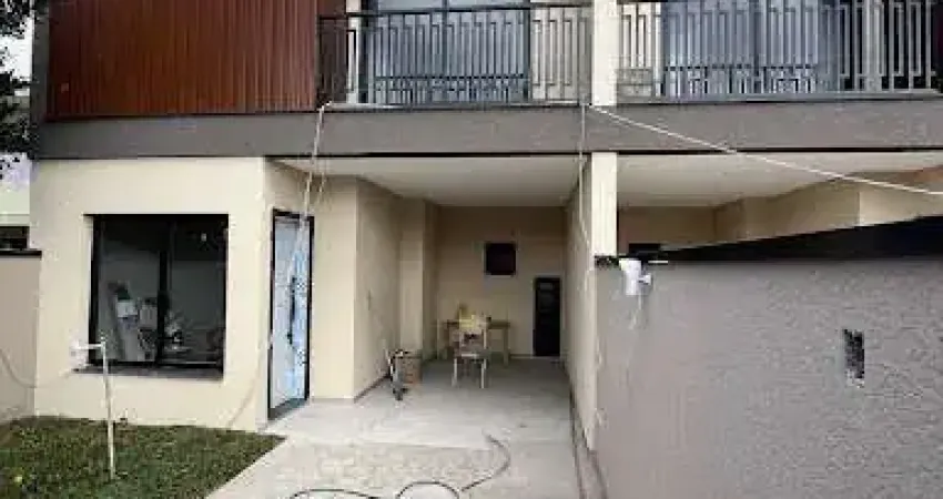 Sobrado com 3 dormitórios à venda, 107 m² por R$ 650.000,00 - Boqueirão - Curitiba/PR