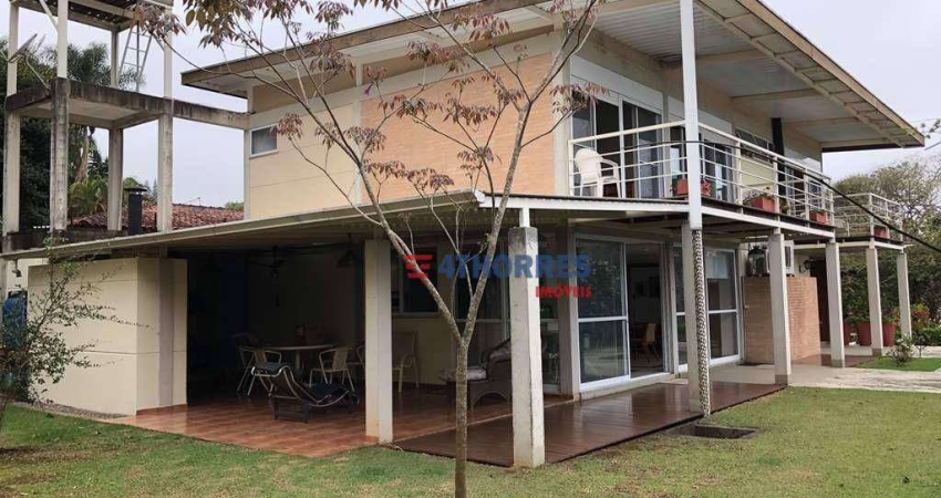Casa com 3 dormitórios à venda, 344 m² por R$ 1.595.000,00 - Granja Viana - Cotia/SP