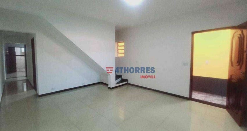 Casa com 4 dormitórios para alugar, 160 m² por R$ 3.850,00/mês - Jardim das Vertentes - São Paulo/SP