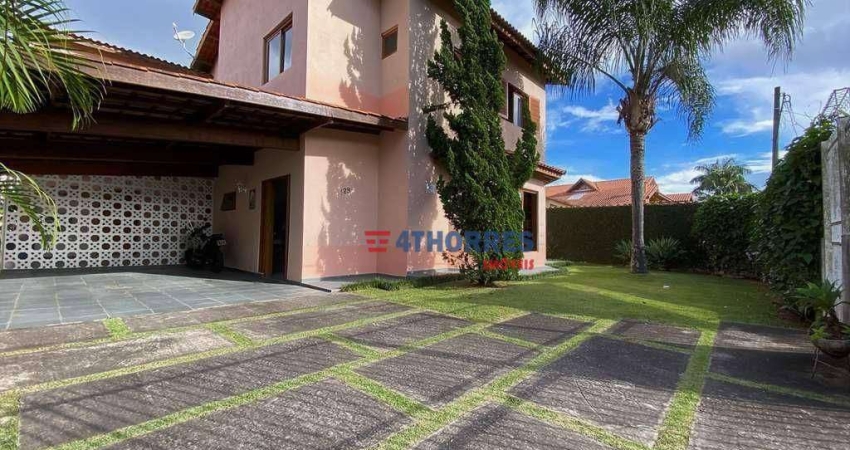 Casa com 4 dormitórios à venda, 362 m² por R$ 1.490.000,00 - Chácara Vale do Rio Cotia - Carapicuíba/SP