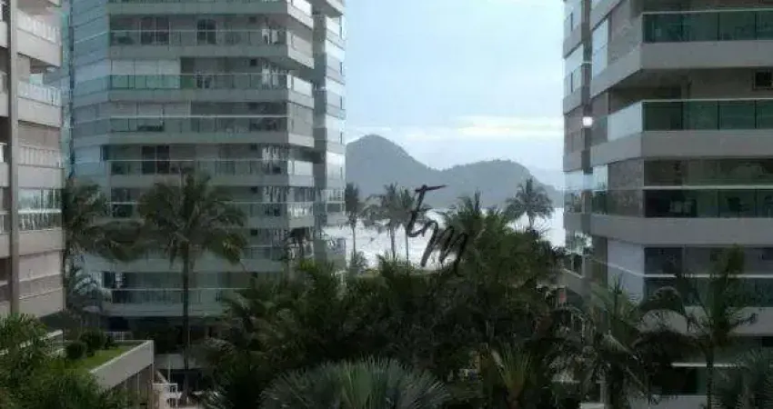Apartamento de 3 dormitórios para locação de TEMPORADA por  R$ 1.800,00