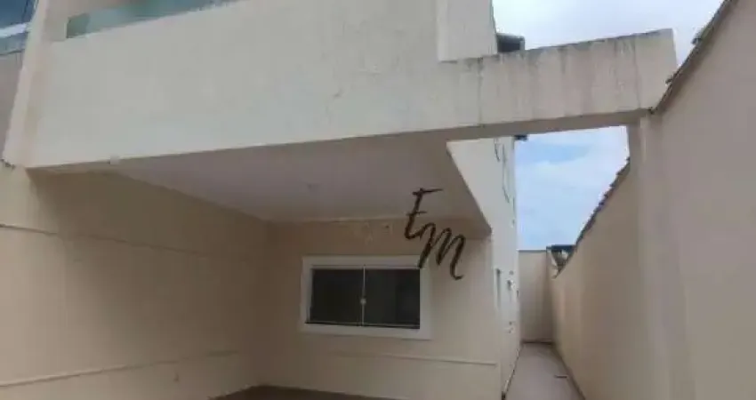 Sobrado Triplex Geminado 03 Dormitórios na Mirim - Praia Grande - São Paulo