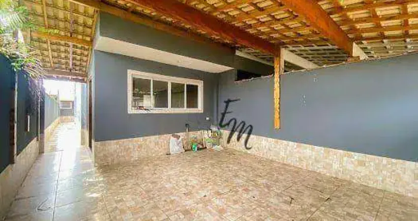 Casa com 2 dormitórios à venda, 85 m² por R$ 700.000,00 - Maracanã - Praia Grande/SP