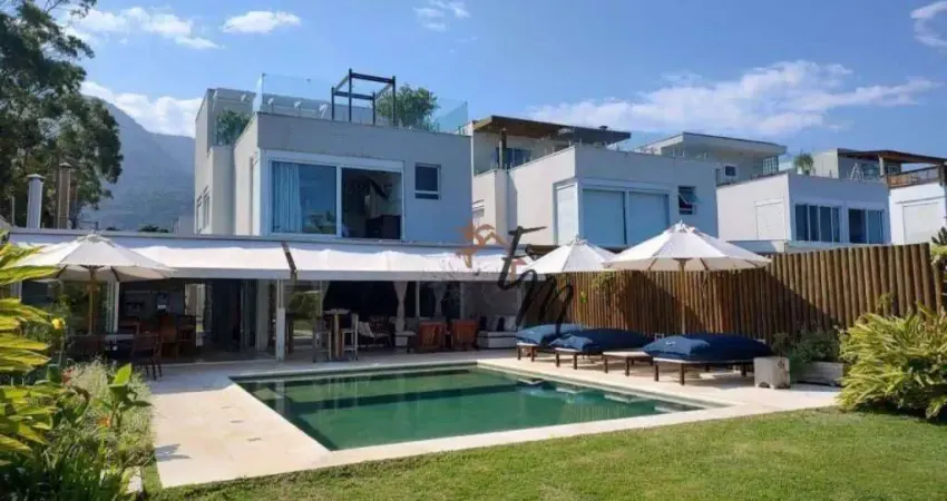 Casa com 5 dormitórios à venda, 400 m² por R$ 13.500.000,00 - Baleia - São Sebastião/SP