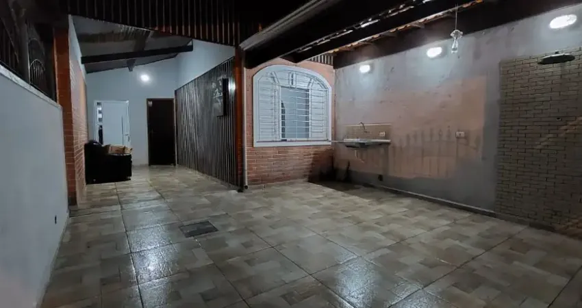 Casa com 3 dormitórios à venda, 96 m² por R$ 720.000,00 - Canto do Forte - Praia Grande/SP