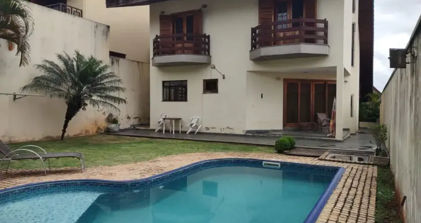 Casa com 3 dormitórios à venda, 410 m² por R$ 1.800.000 - São Paulo II - Cotia/SP