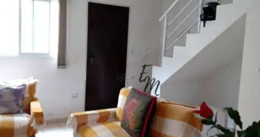 Sobrado com 2 dormitórios à venda, 88 m² por R$ 335.000,00 - Vila Guilhermina - Praia Grande/SP