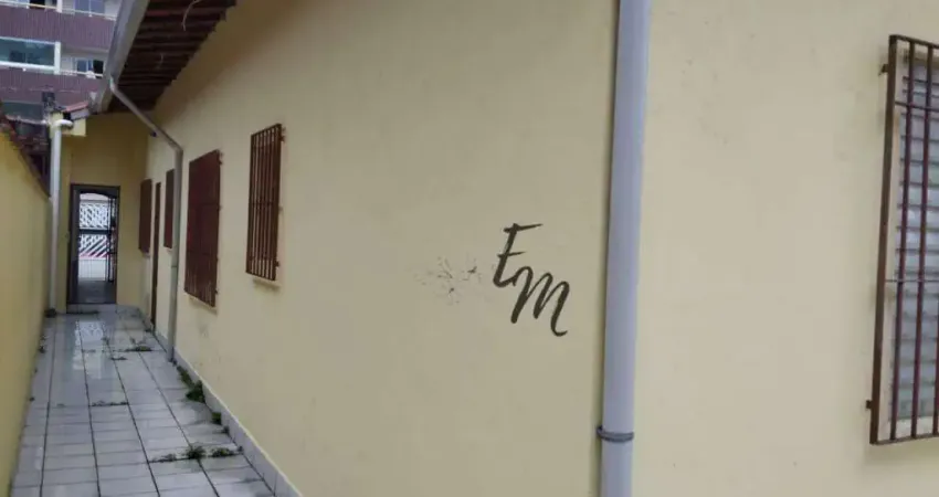 Casa com 3 dormitórios à venda, 140 m² por R$ 480.000 - Ocian - Praia Grande/SP