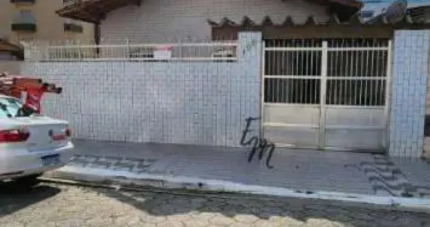 Casa com 2 dormitórios à venda, 100 m² por R$ 530.000,00 - Ocian - Praia Grande/SP