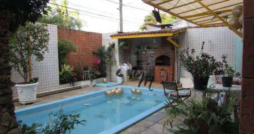 Canto do Forte Sobrado com 3 dormitórios à venda, 300 m² por R$ 1.700.000 - Canto do Forte - Praia Grande/SP