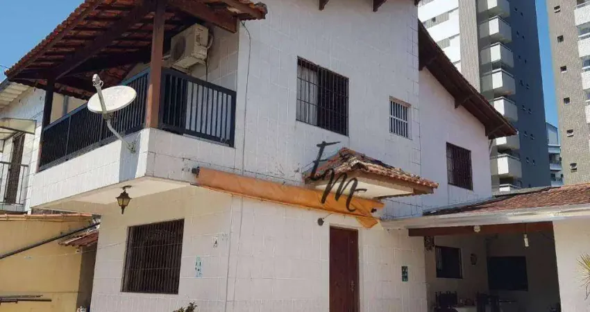 Sobrado com 3 dormitórios à venda, 140 m² por R$ 950.000,00 - Nova Mirim - Praia Grande/SP