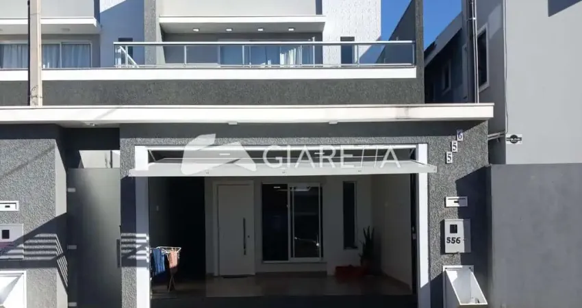 Sobrado com excelente localização à venda, JARDIM GISELA, TOLEDO - PR