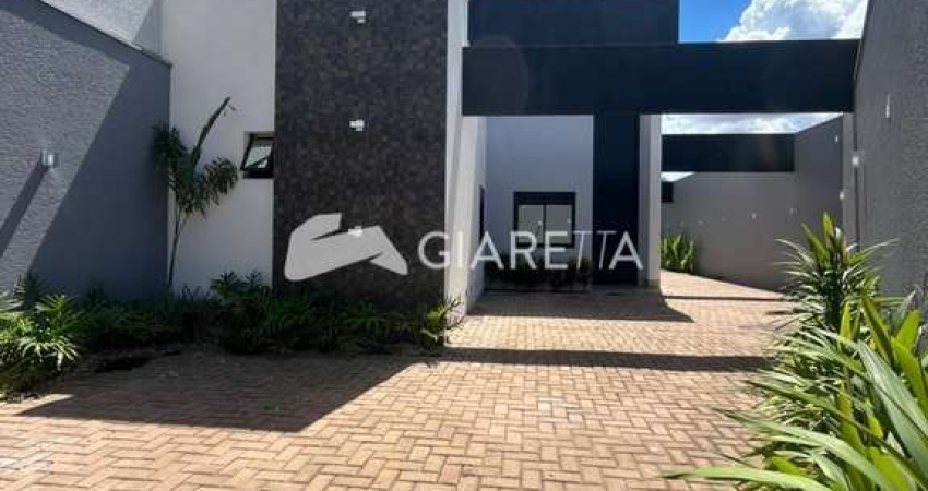 Casa ampla disponível para venda no JARDIM GISELA, TOLEDO - PR